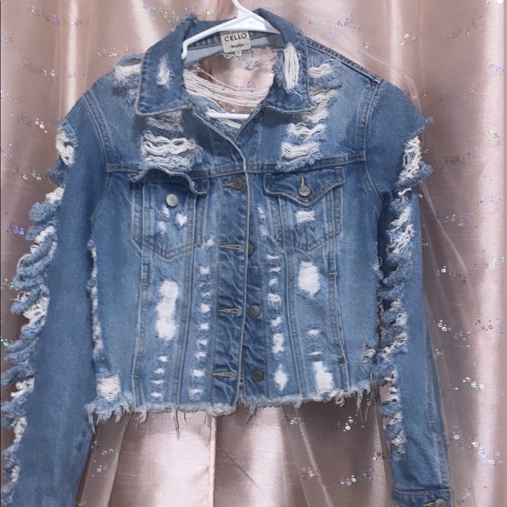 Stressed jean jacket size xs